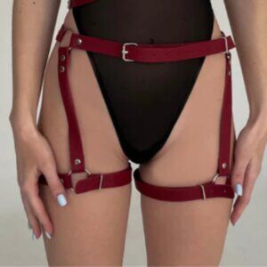 Red Leg Harness